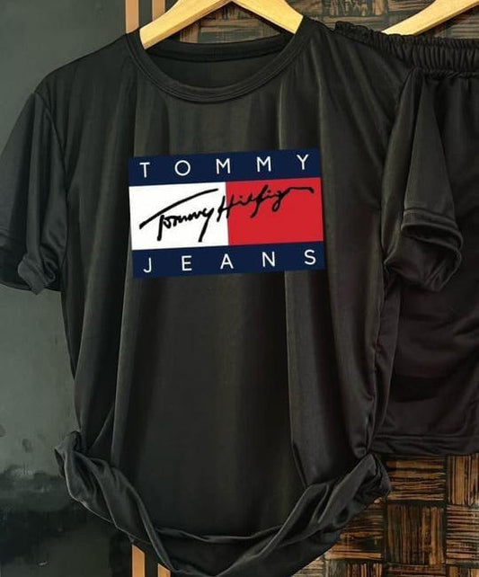 Regular Fit Black T-Shirt for Men – Classic Everyday Essential